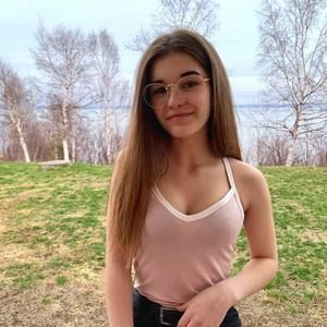 Meet your Posher, Léanne